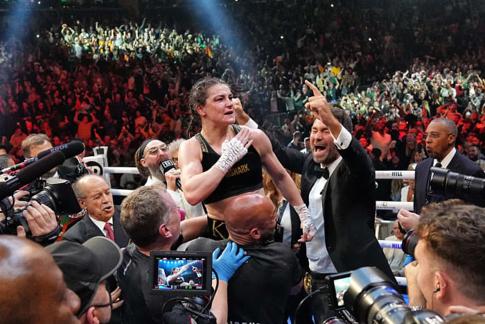 Katie Taylor defended her four titles for the sixth time, having been the undisputed champion at 135 pounds since a 2019 victory at Madison Square Garden.
